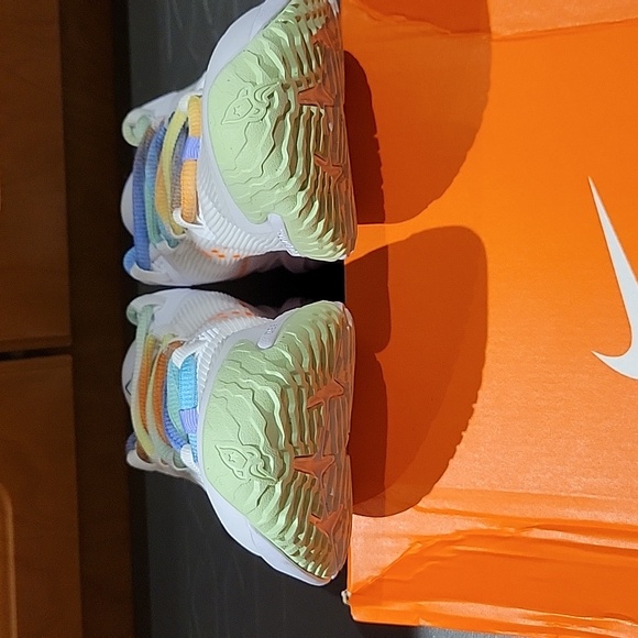 New in Box: NIKE Star Runner 4 NN SE (GS) - Picture 4 of 10